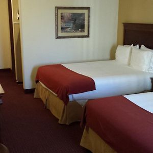 Standard Queen Room Two Queen Beds